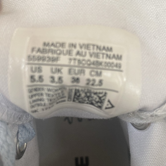 Converse All Star Woman’s Sz 5.5 - Picture 5 of 5